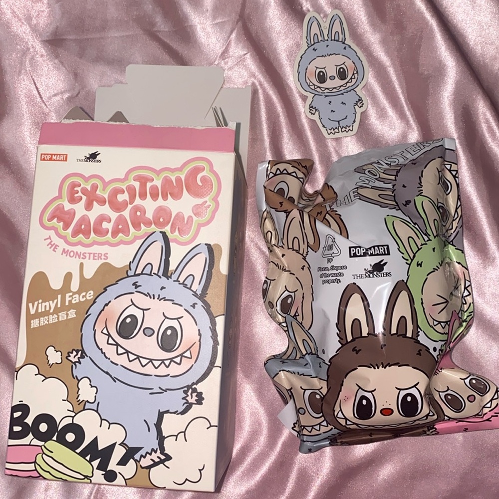 Pop Mart EXCITING MACARON THE MONSTERS CONFIRMED BOX- SEA SALT COCONUT